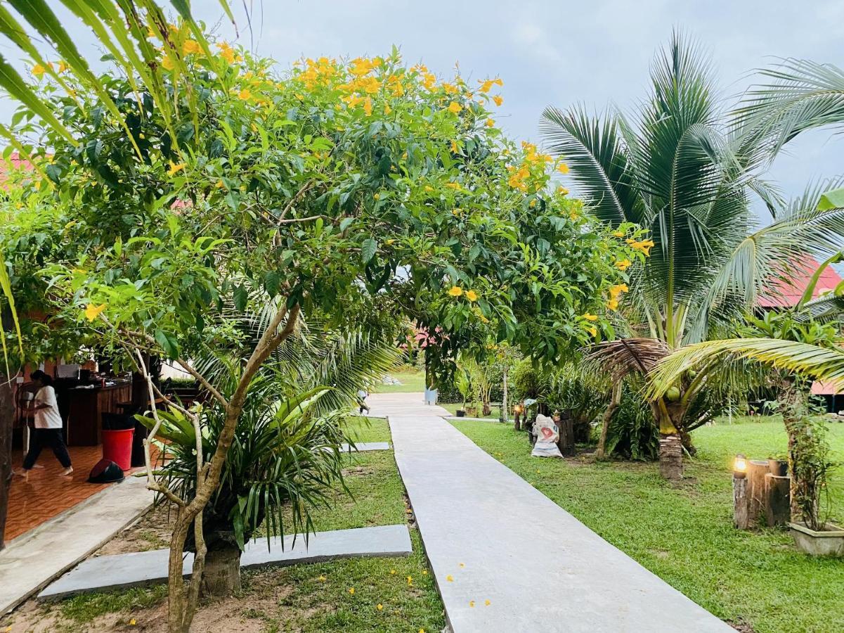 Nadia Resort Kohjum Koh Jum Exterior photo